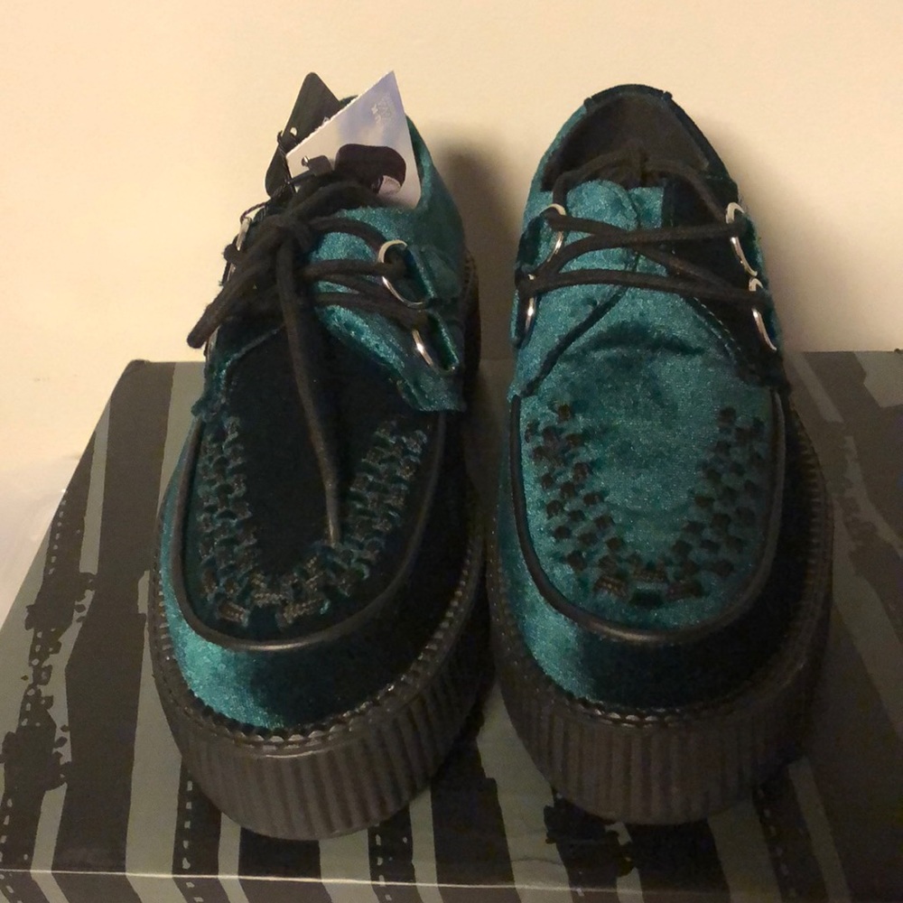 Tuk Creepers